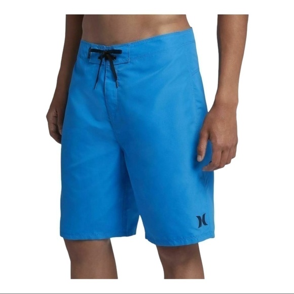 HURLEY Men's 20” Boardshorts blue. NWT.